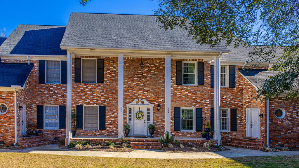 Photo of 205 Woodlake Drive, Summerville, SC 29485 (MLS # 26005305)