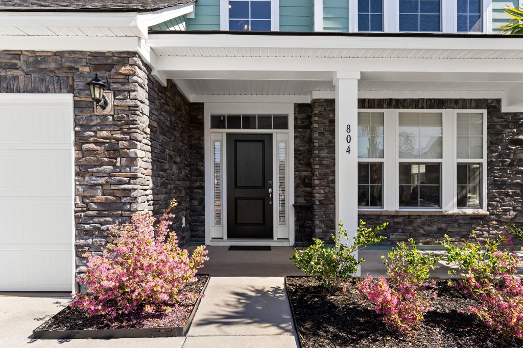 Photo of 804 S Pointe Boulevard, Summerville, SC 29483 (MLS # 25024302)