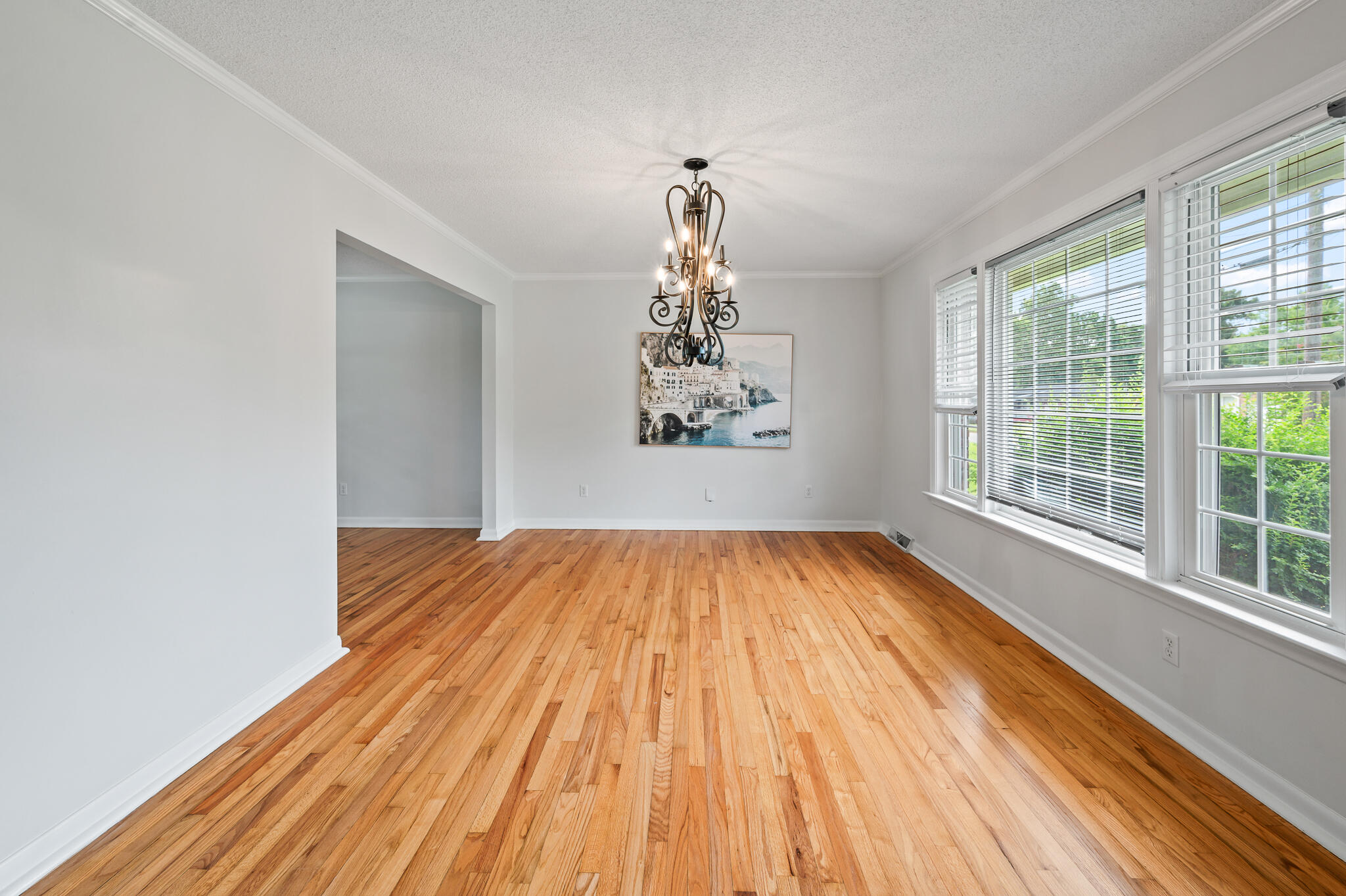 107 Washington Drive