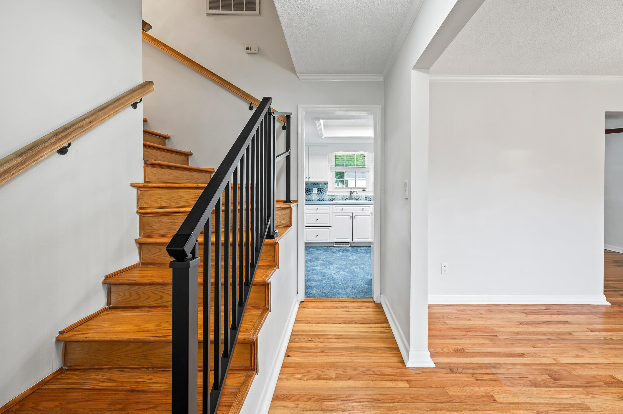 107 Washington Drive