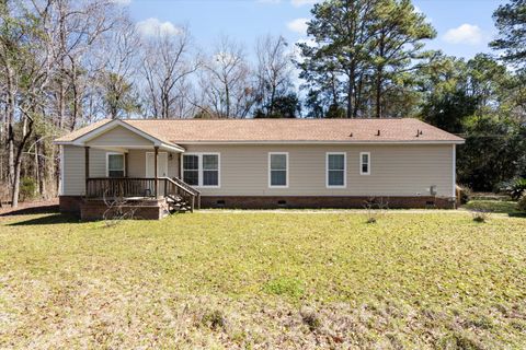 MLS: 25006342