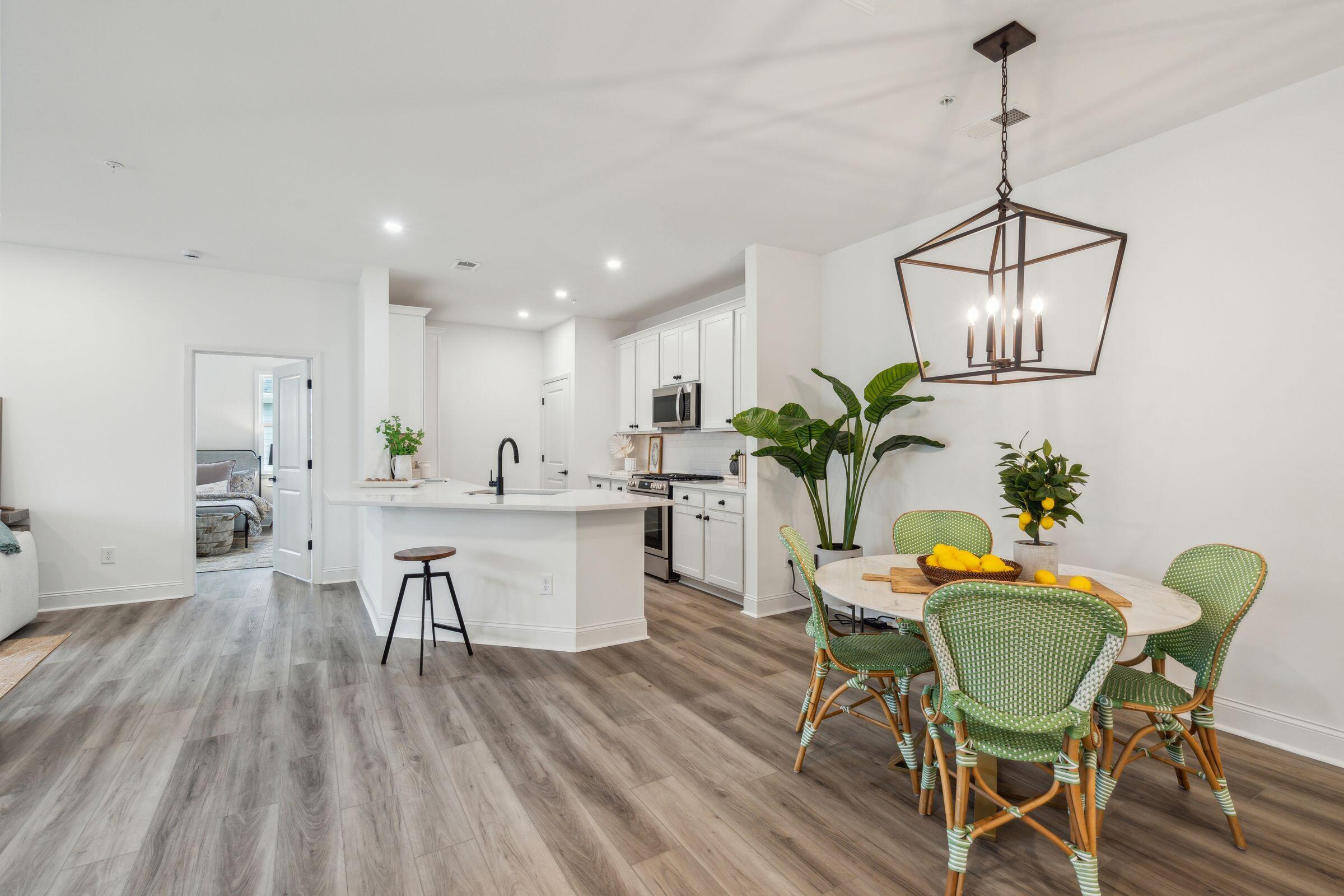 501 Raes Court 203