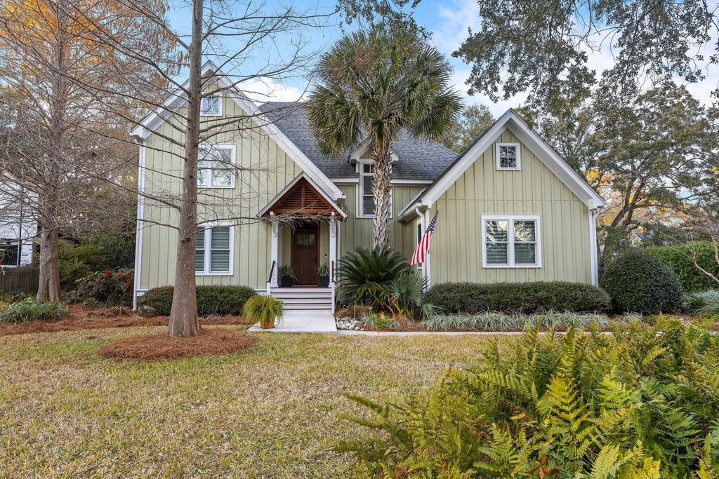 Photo of 272 Bampfield Drive, Mount Pleasant, SC 29464 (MLS # 26014318)