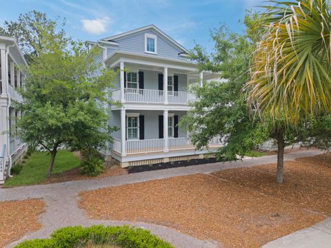 Photo of 2840 Rivertowne Parkway, Mount Pleasant, SC 29466 (MLS # 26012485)