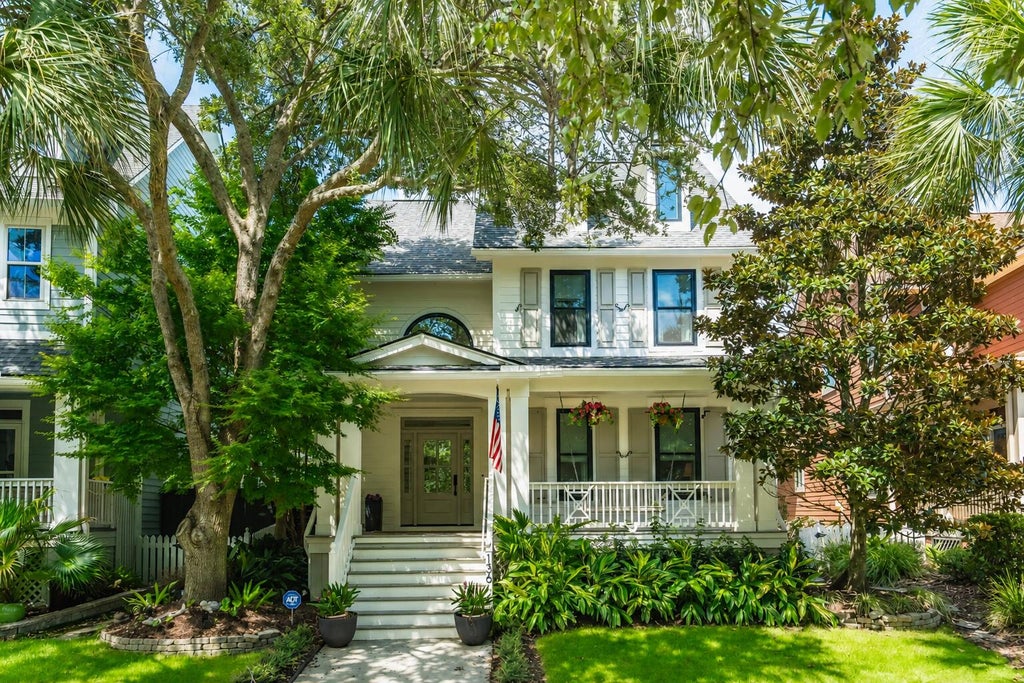 Photo of 136 Etiwan Park Street, Charleston, SC 29492 (MLS # 26024891)
