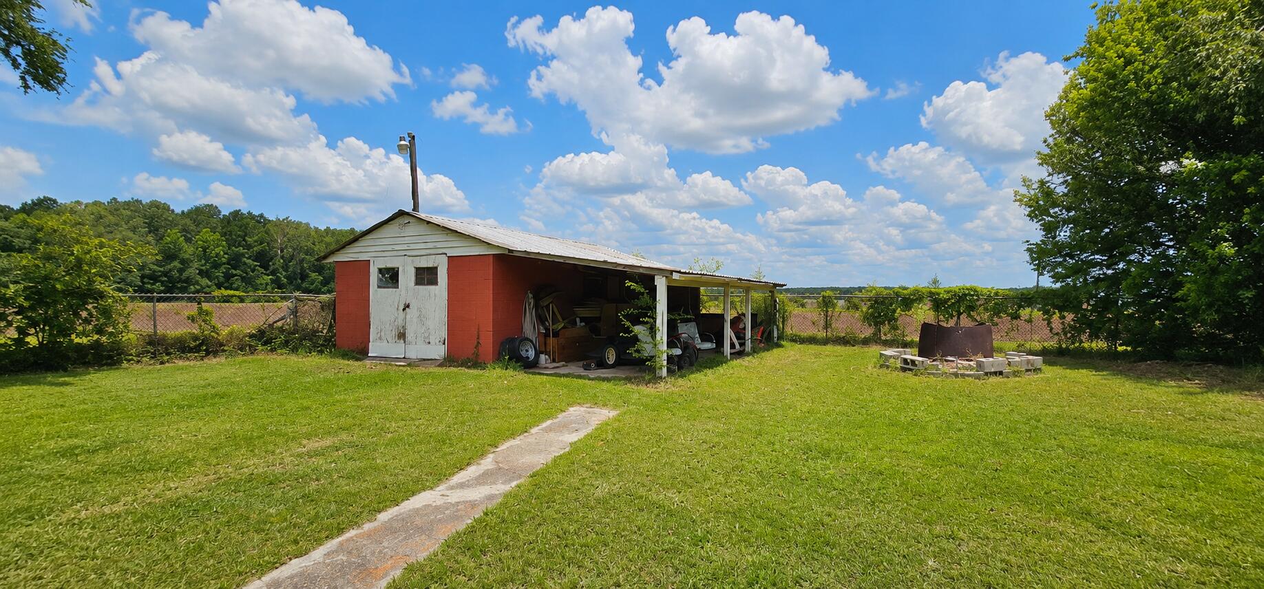 124 Whistling Swan Road