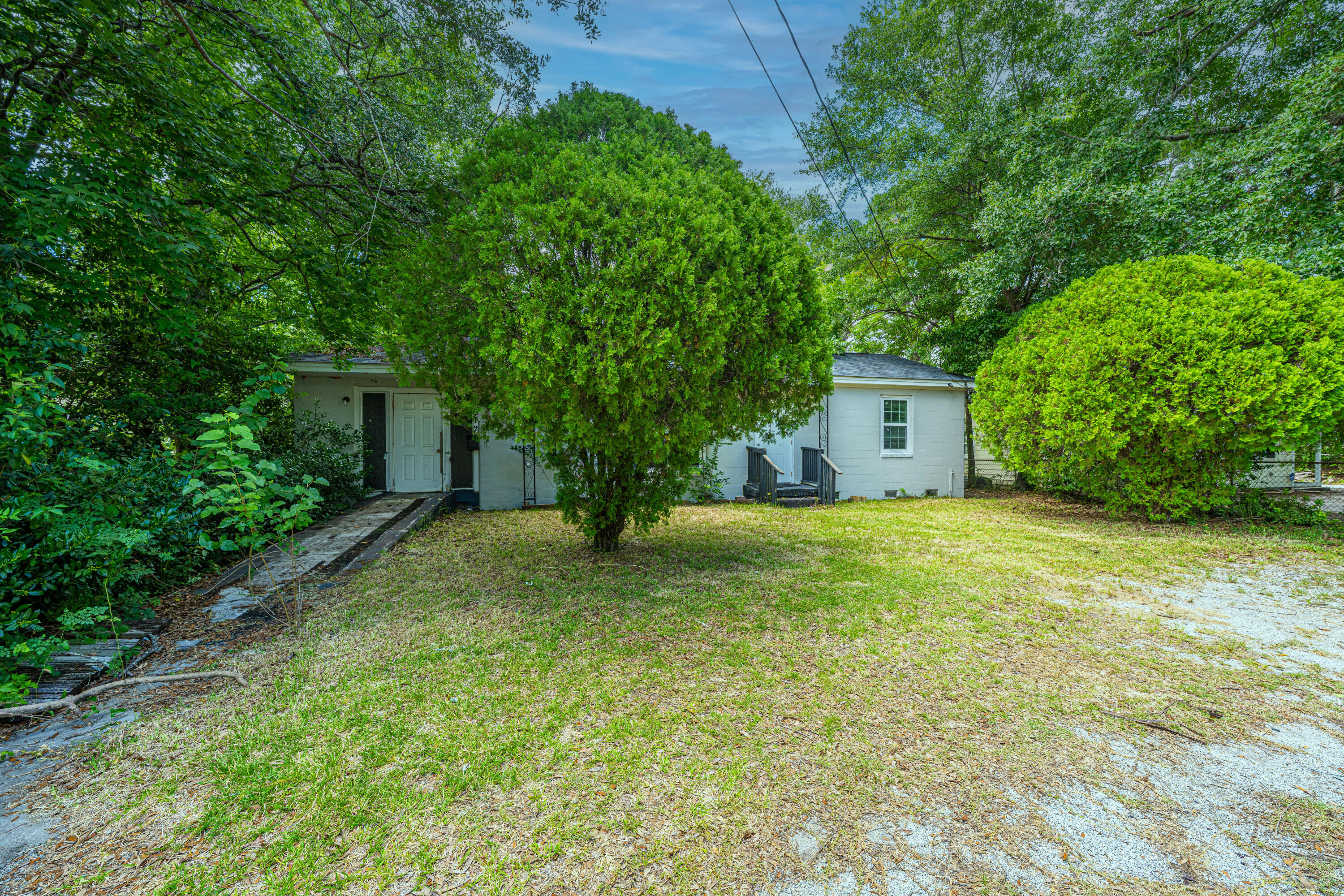 1612 Evergreen Street