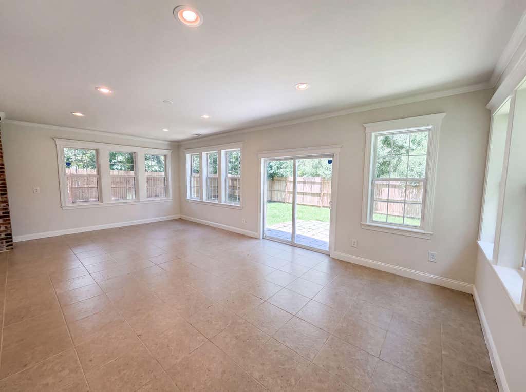 Photo of 829 W 2nd North Street, Summerville, SC 29483 (MLS # 26020853)