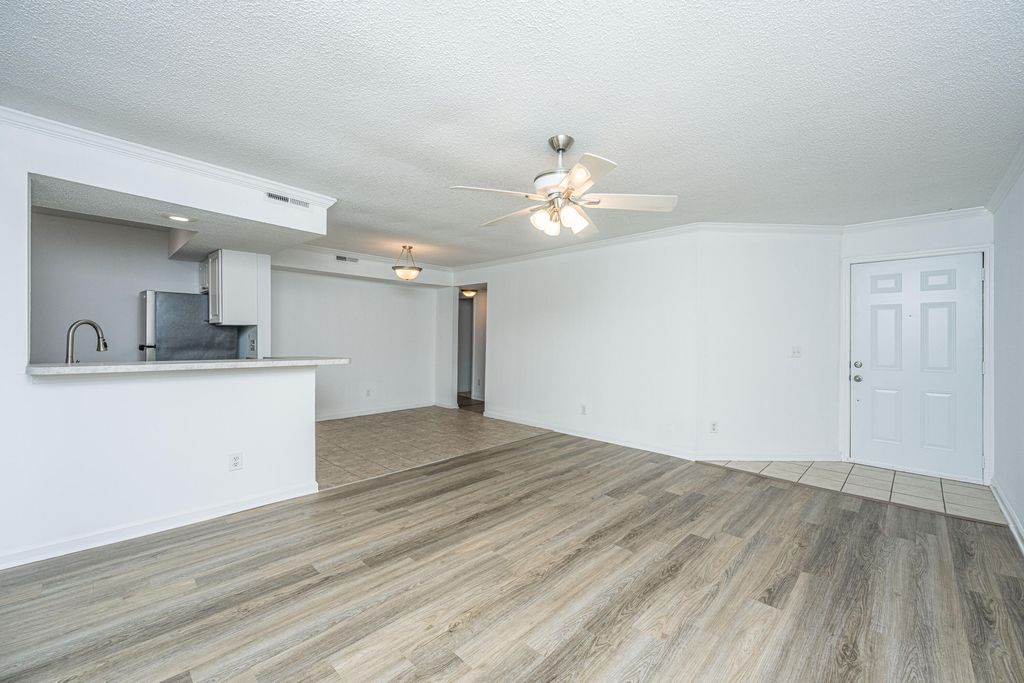 Photo of 1835 Villa Maison #1835-D, Mount Pleasant, SC 29464 (MLS # 26012928)