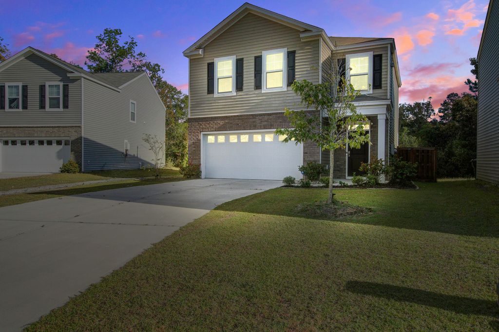 Photo of 827 Kirby Court, Charleston, SC 29414 (MLS # 26005080)