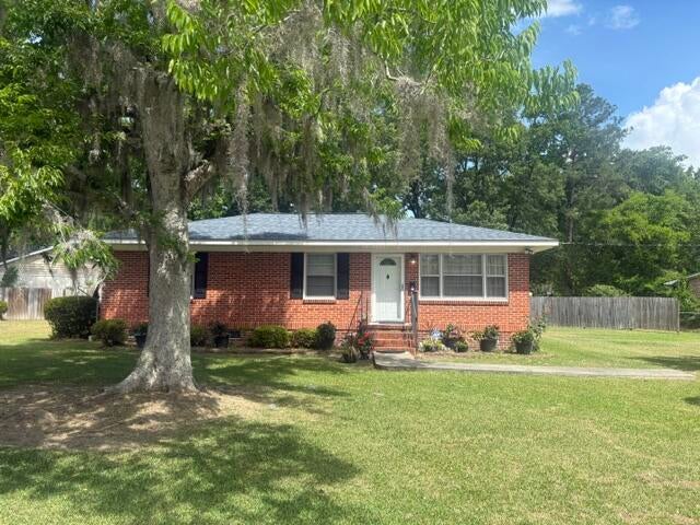 Photo of 201 Clarine Drive, Goose Creek, SC 29445 (MLS # 26019059)