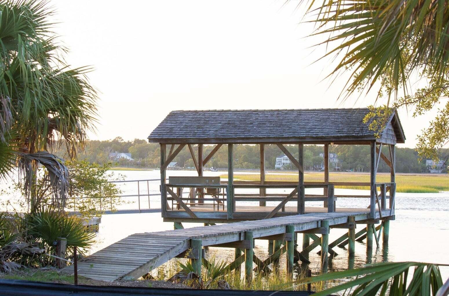 1109 Ship Builder Street