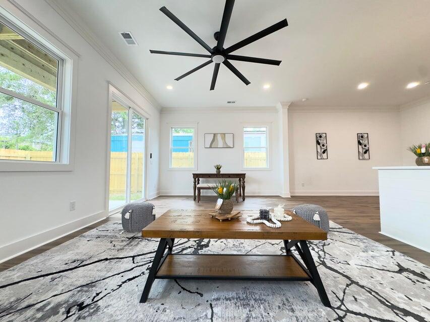 5841 Kirkwood Avenue