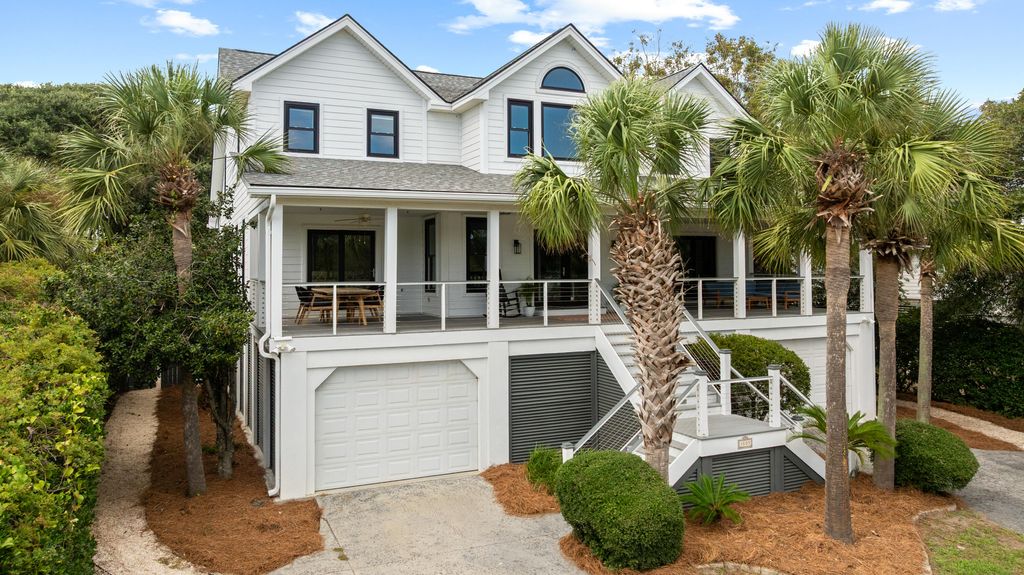 Photo of 3105 Palm Boulevard, Isle of Palms, SC 29451 (MLS # 25024914)