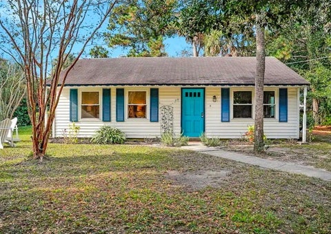 Photo of 25 21st Avenue, Isle of Palms, SC 29451 (MLS # 26012646)
