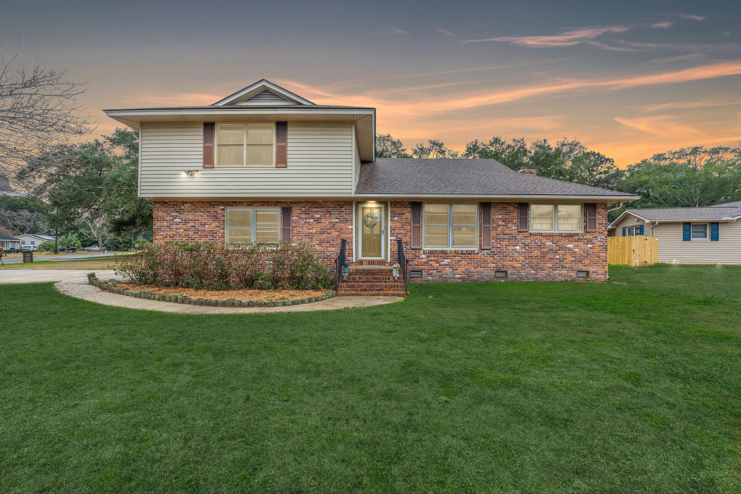 1333 Julian Clark Road