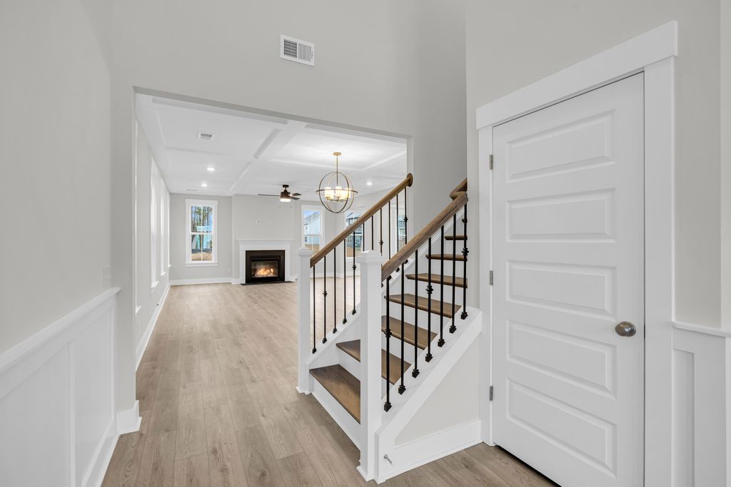 Photo of 118 Sawlog Drive, Summerville, SC 29486 (MLS # 25024740)