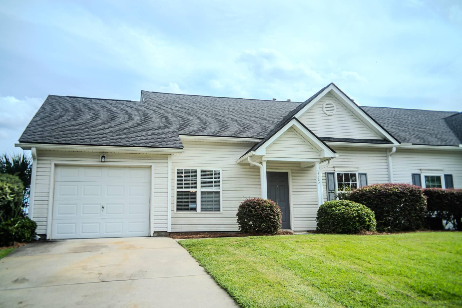1253 River Rock Road