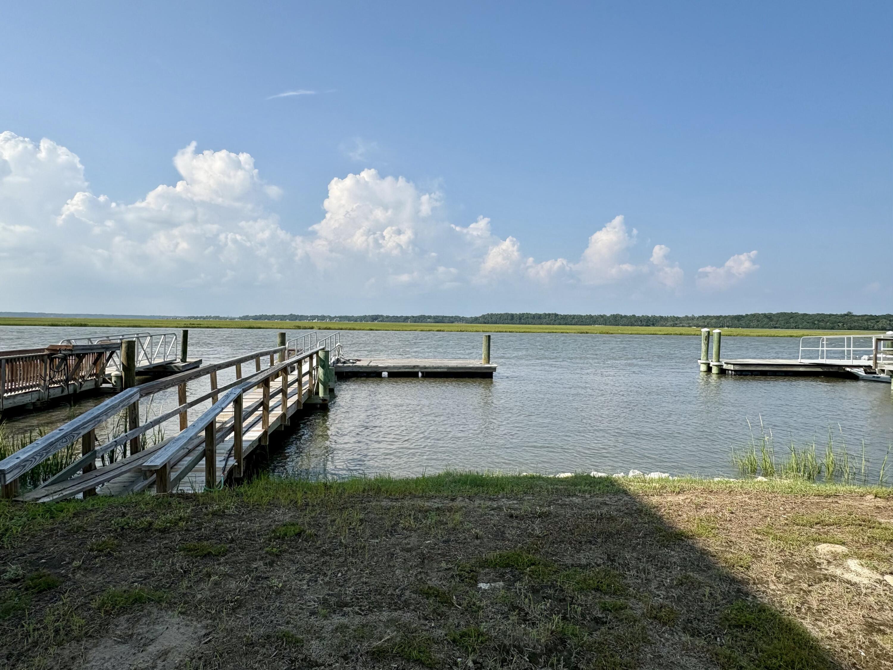 3764 Docksite Road