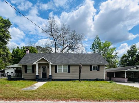 302 Horne Street Saint George SC 29477