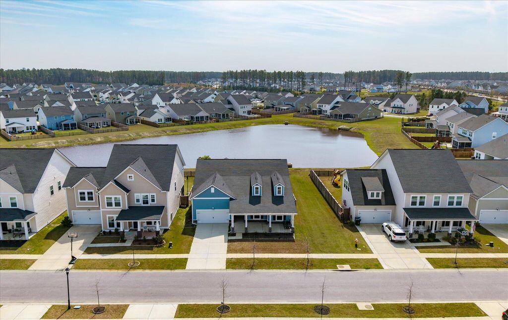 Photo of 974 Arrowwood Way, Summerville, SC 29485 (MLS # 26007431)