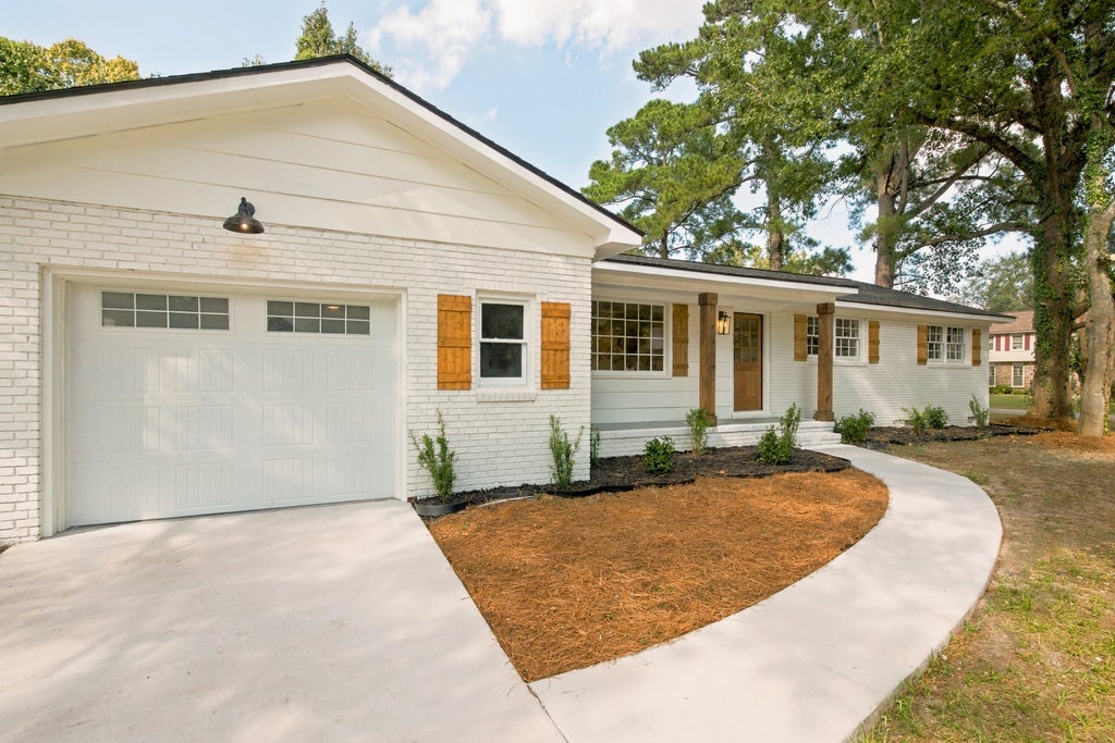 Photo of 2428 Spring Garden Street, Charleston, SC 29414 (MLS # 26027491)