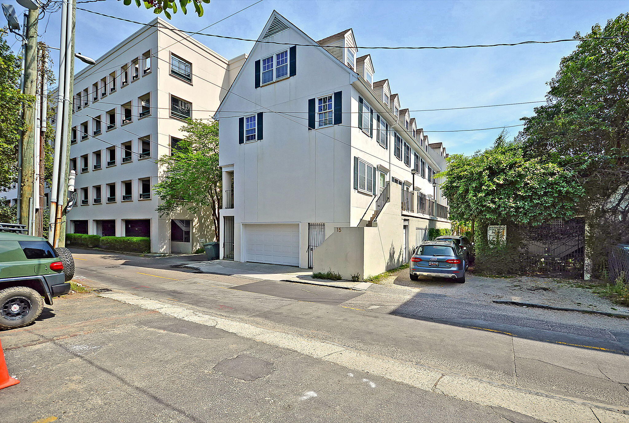 15 Horlbeck Alley A-7
