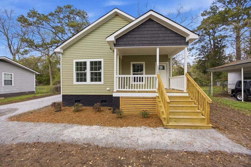 Photo of 1550 Larry Street, North Charleston, SC 29406 (MLS # 26007150)