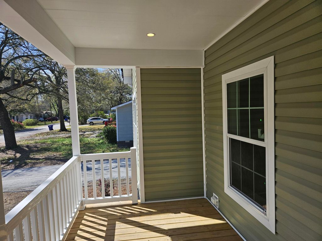 Photo of 1550 Larry Street, North Charleston, SC 29406 (MLS # 26007150)