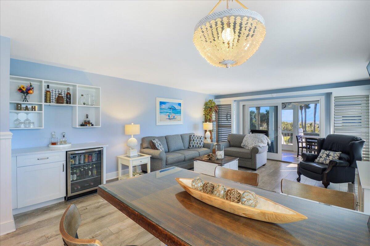 6800 Palmetto Drive 64