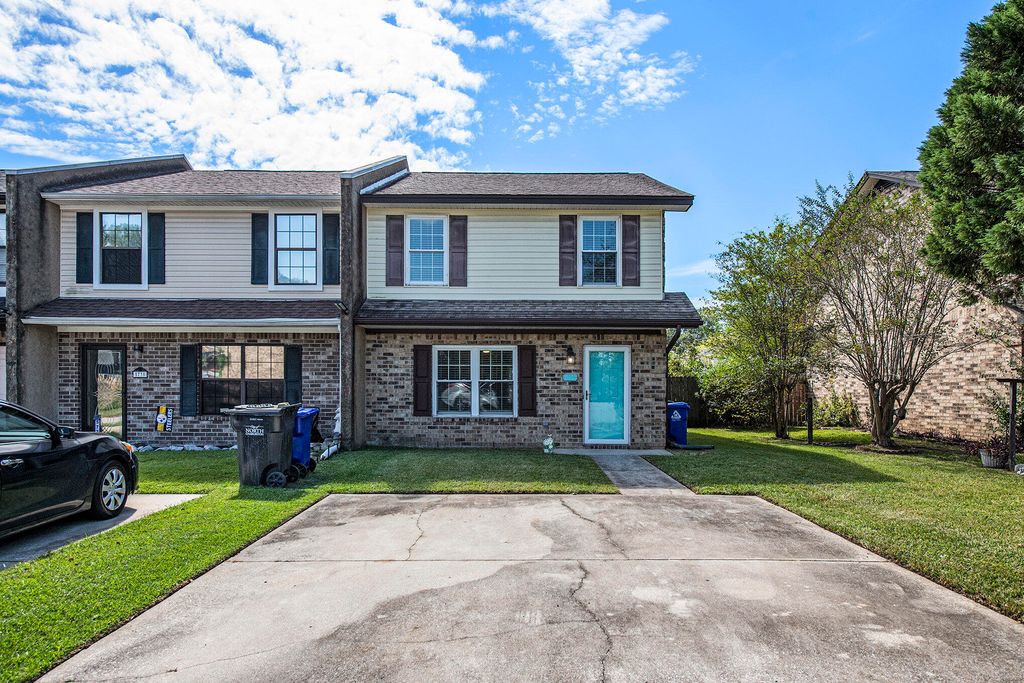 Photo of 5737 Dewsbury Lane, North Charleston, SC 29418 (MLS # 25026891)