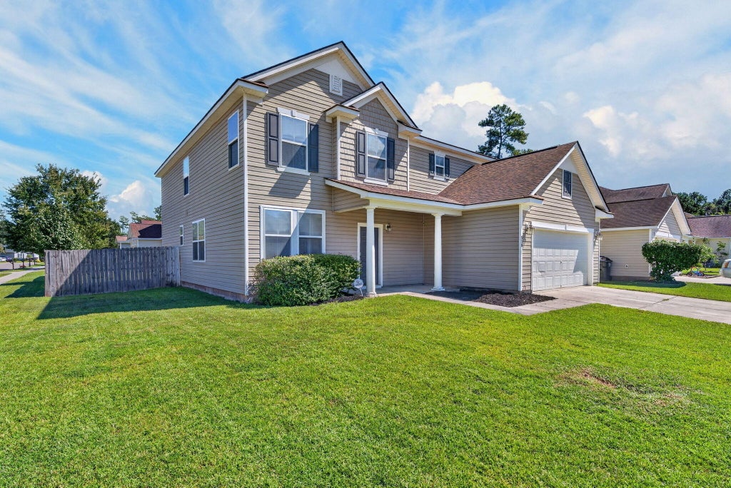 Photo of 510 Rabbit Hill Road, Summerville, SC 29483 (MLS # 26027270)