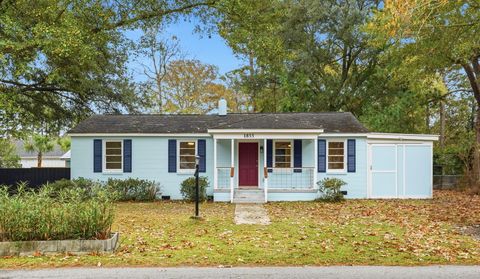 Photo of 1855 Dogwood Road, Charleston, SC 29414 (MLS # 26009258)