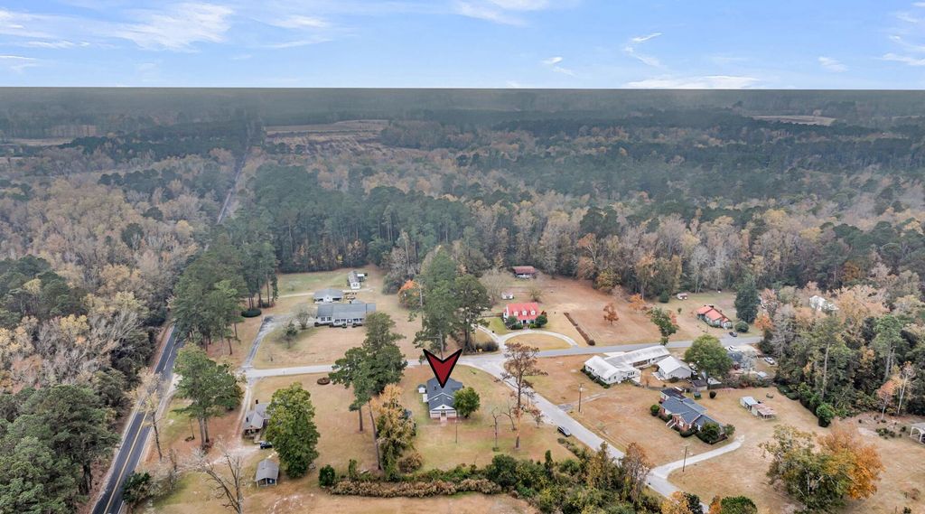 Photo of 12 Duncan Drive, Williams, SC 29493 (MLS # 25031277)