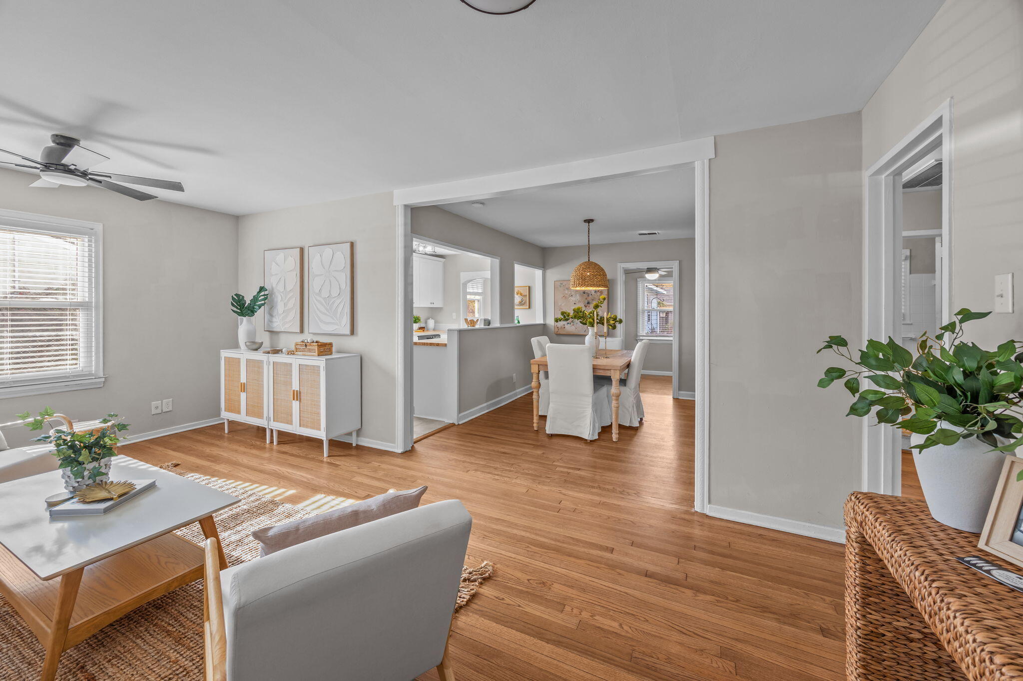 1214 Hawthorne Circle