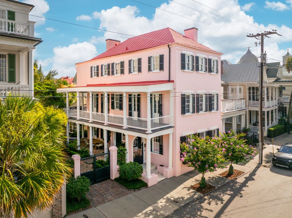 Photo of 42 S Battery Street, Charleston, SC 29401 (MLS # 25018450)