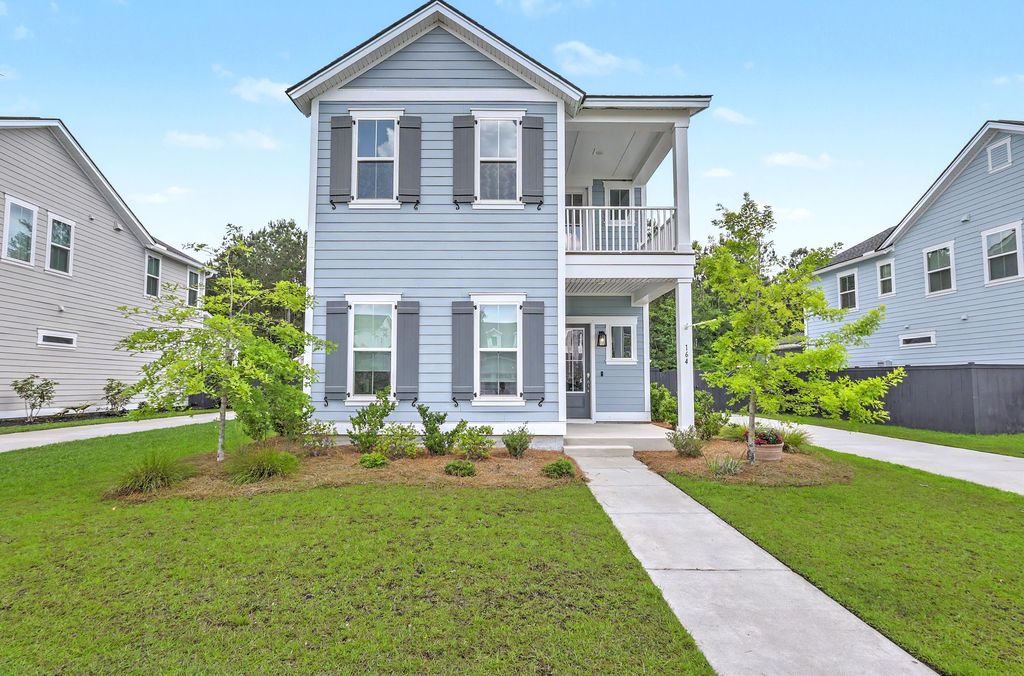 Photo of 164 Medford Street, Summerville, SC 29486 (MLS # 26014301)