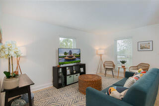 6240 Old Point Road Apt C7