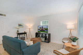 6240 Old Point Road Apt C7