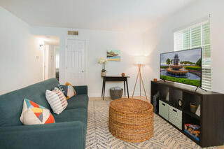 6240 Old Point Road Apt C7