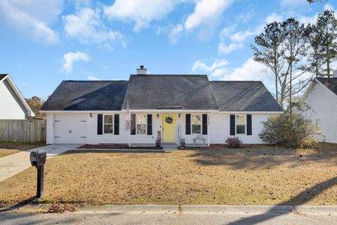 A home in North Charleston