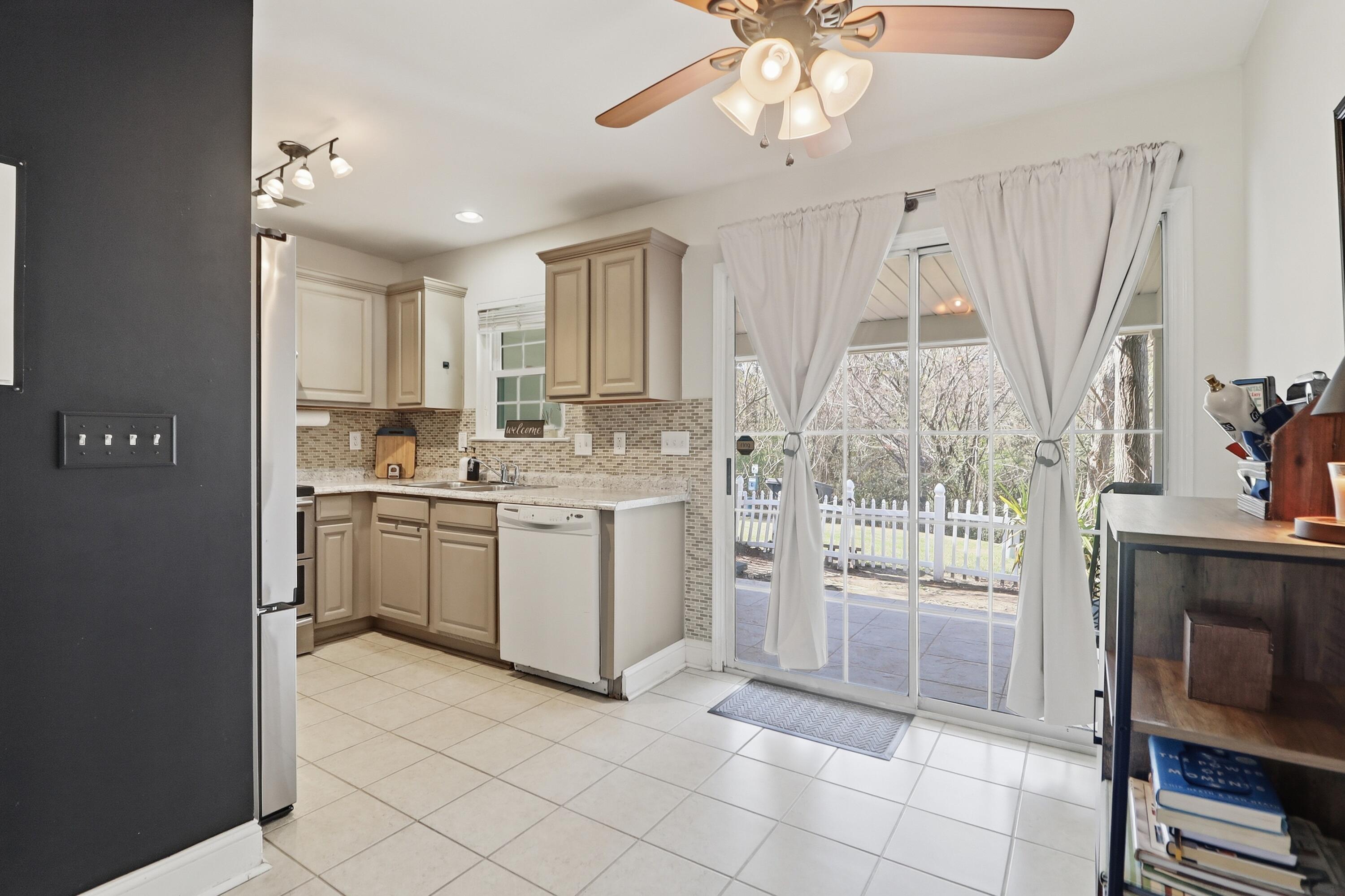 7921 Shadow Oak Drive