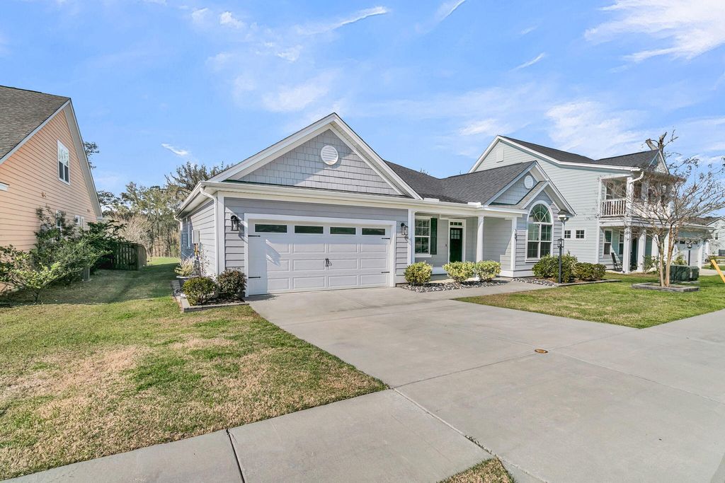 Photo of 569 Pendleton Drive, Moncks Corner, SC 29461 (MLS # 26007954)