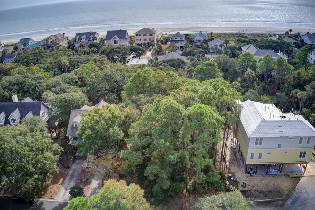 Photo of 615 W Beach Court, Folly Beach, SC 29439 (MLS # 26008718)