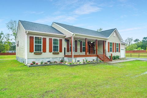 A home in Moncks Corner