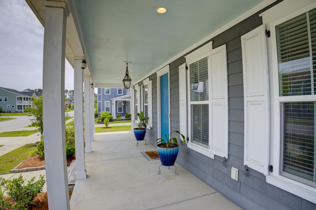 Photo of 123 Hewitt Street, Summerville, SC 29486 (MLS # 26014530)