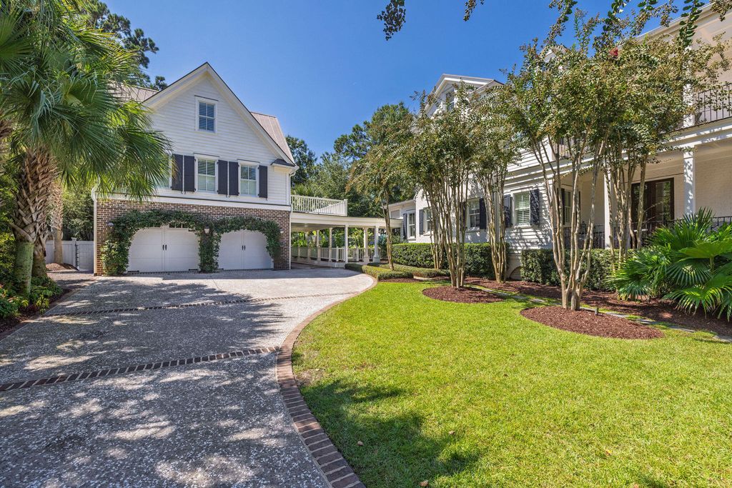 Photo of 29 Duany Road, Mount Pleasant, SC 29464 (MLS # 25028709)