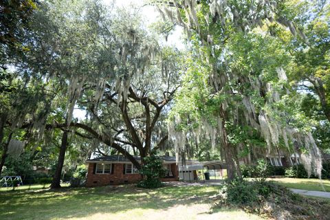 A home in Hanahan