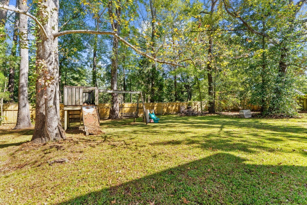 Photo of 107 Dunbury Drive, Summerville, SC 29485 (MLS # 26029221)
