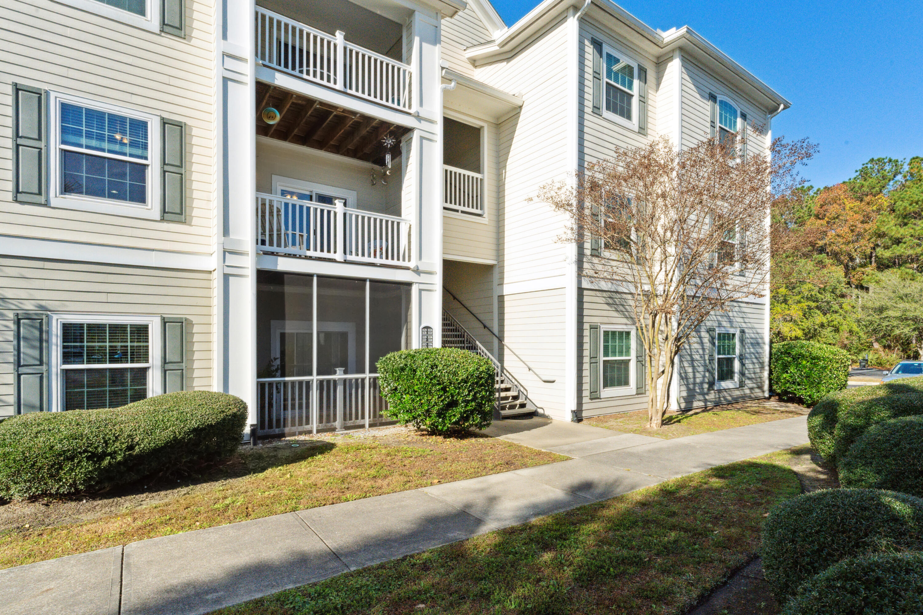 Photo 1 of 32 of 1300 Park West Boulevard 1117 condo